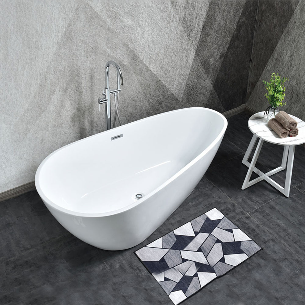 Free standing bathtub 9061