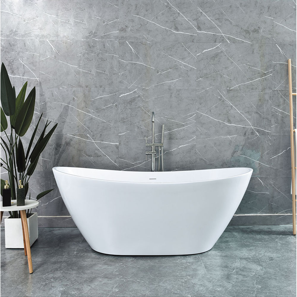 Free standing bathtub 9085