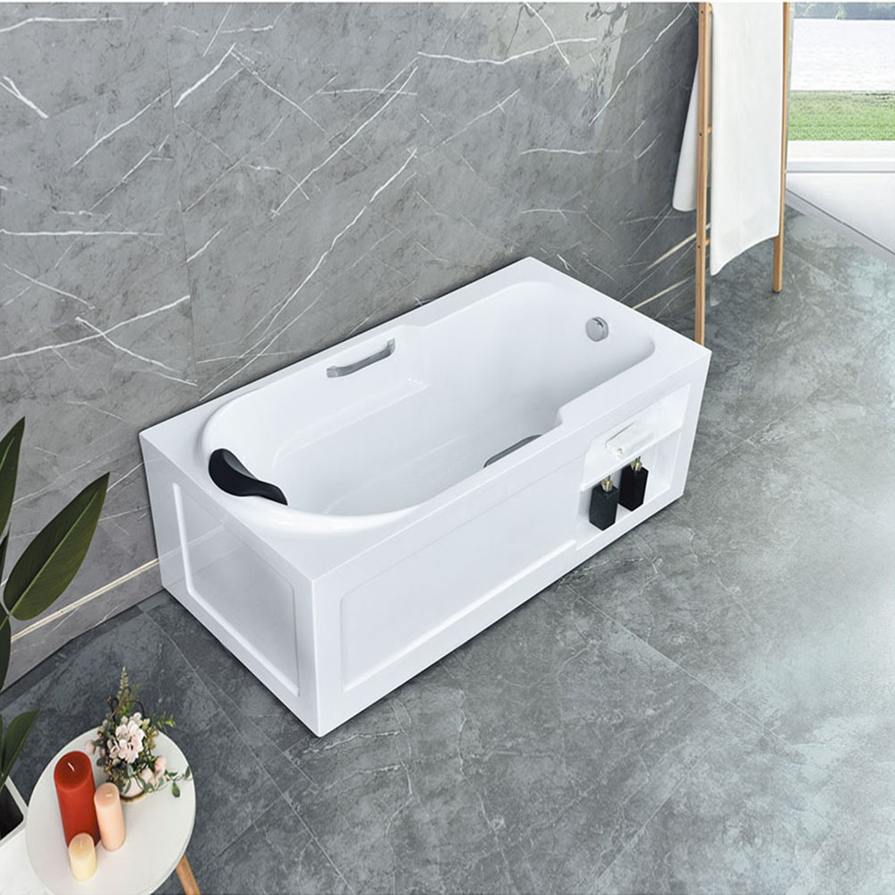 Free standing bathtub 9075