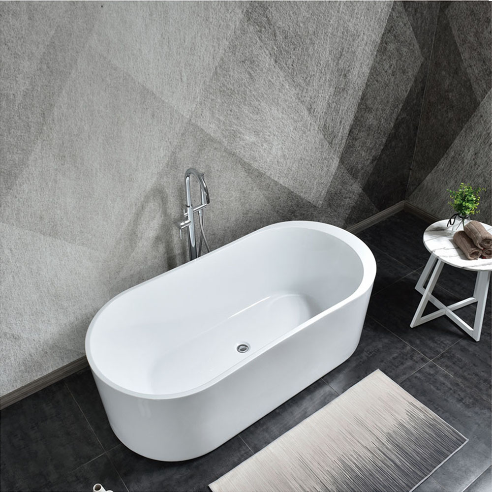 Free standing bathtub 9062