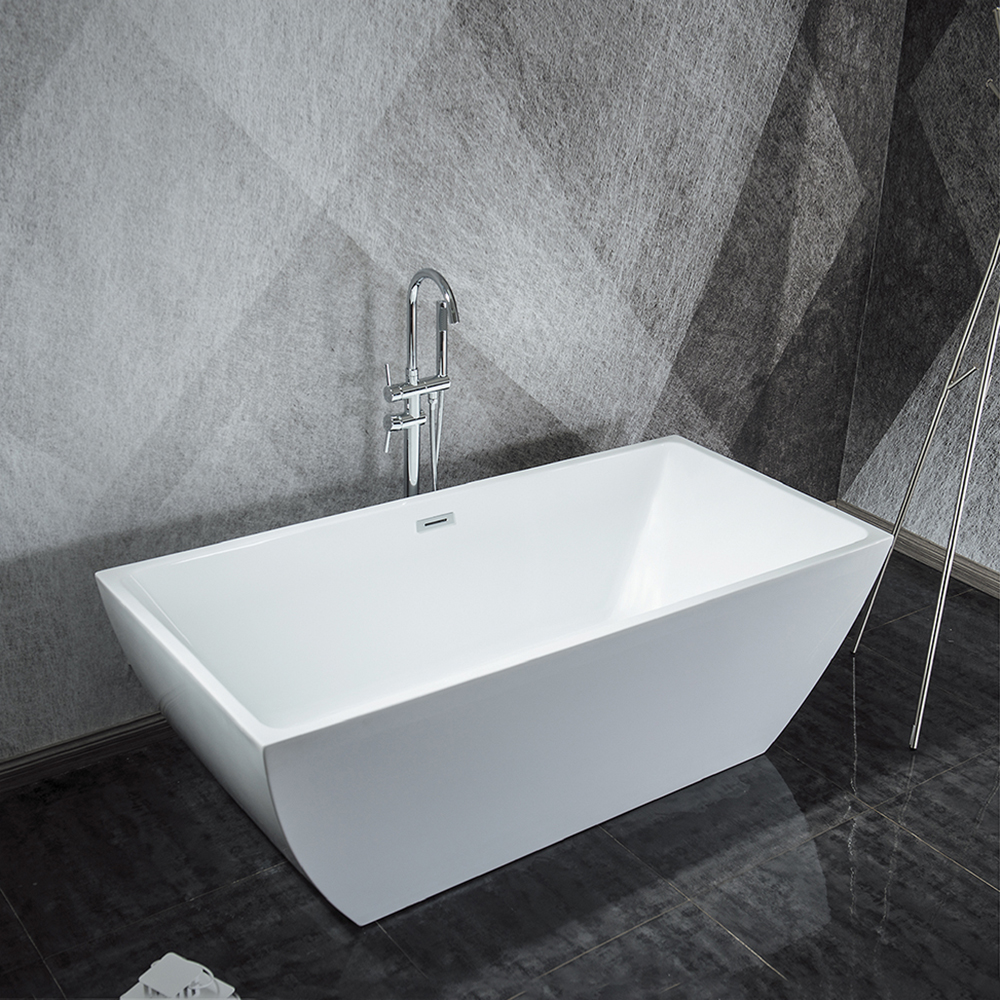 Free standing bathtub 9007