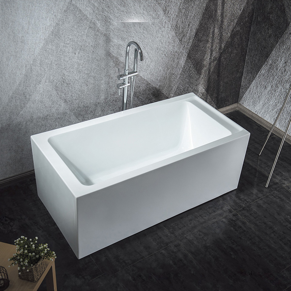 Free standing bathtub 9042