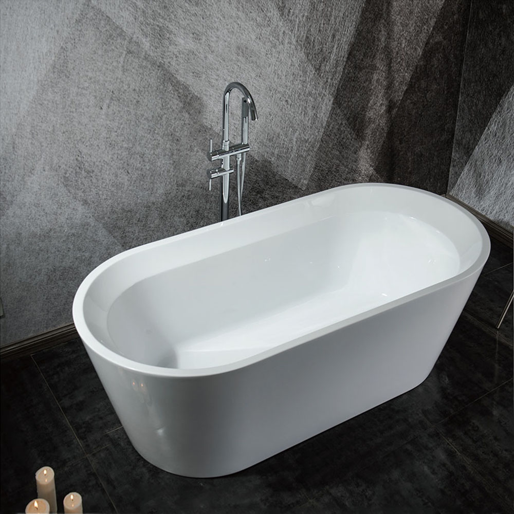 Free standing bathtub 9043