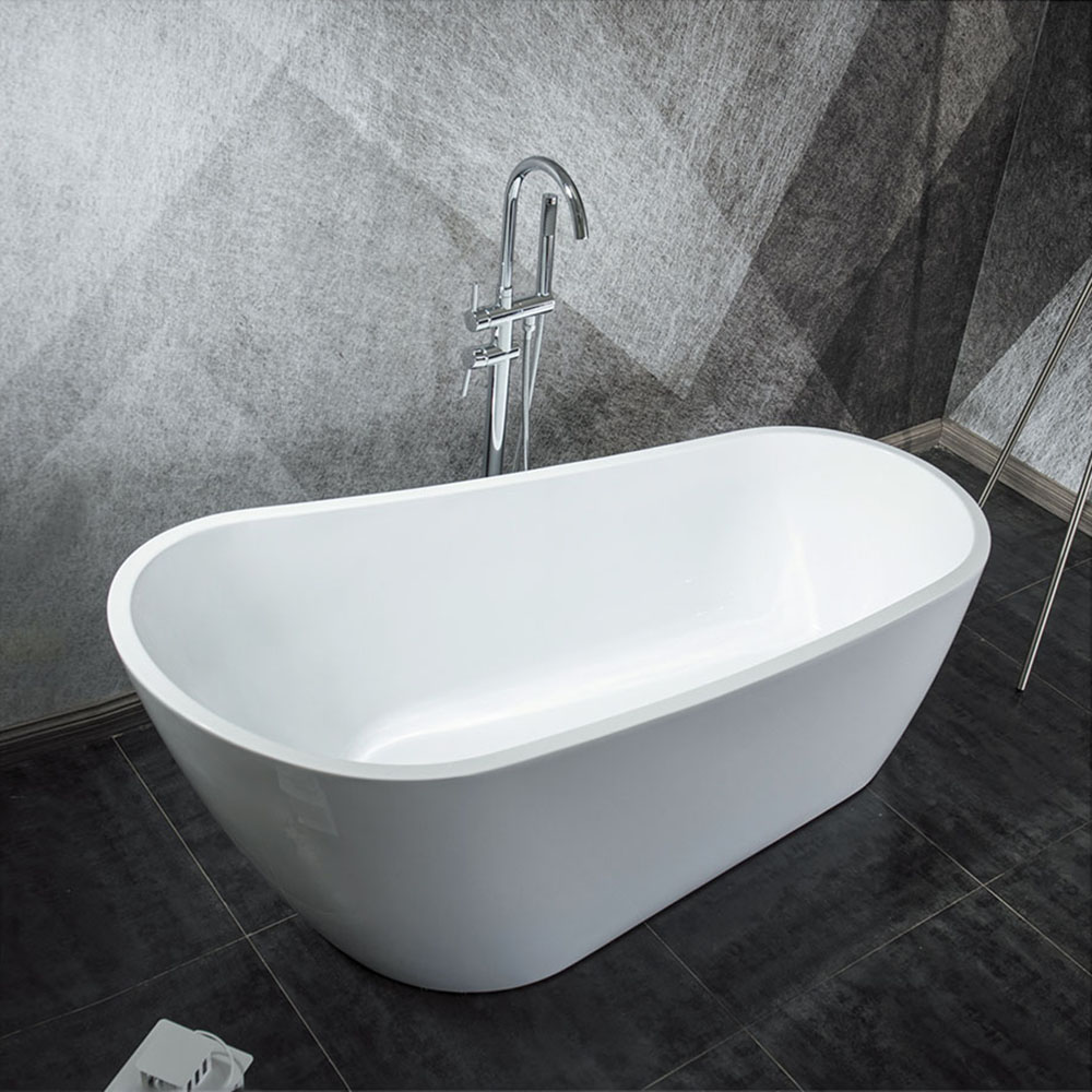 Free standing bathtub 9008