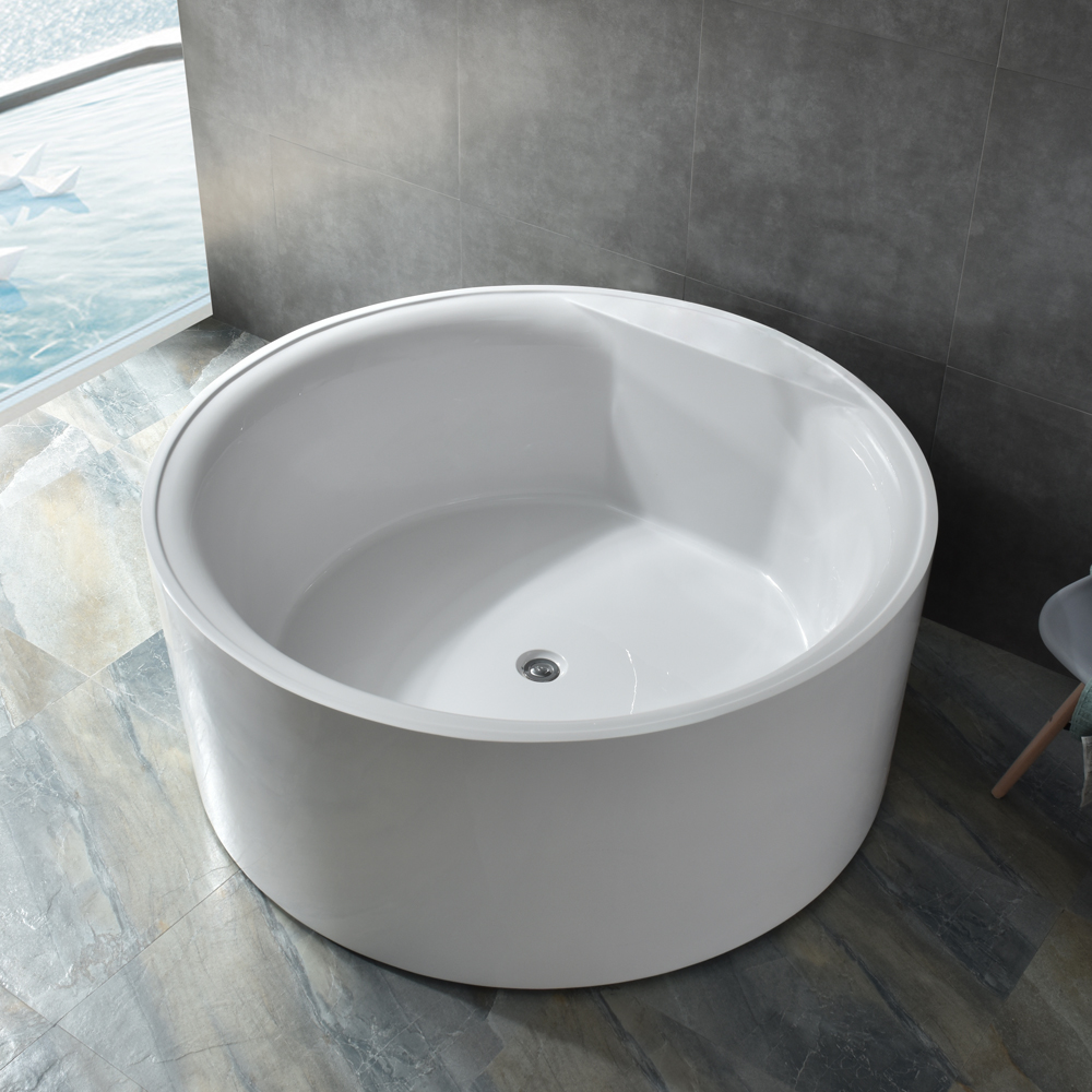 Round bathtub 838